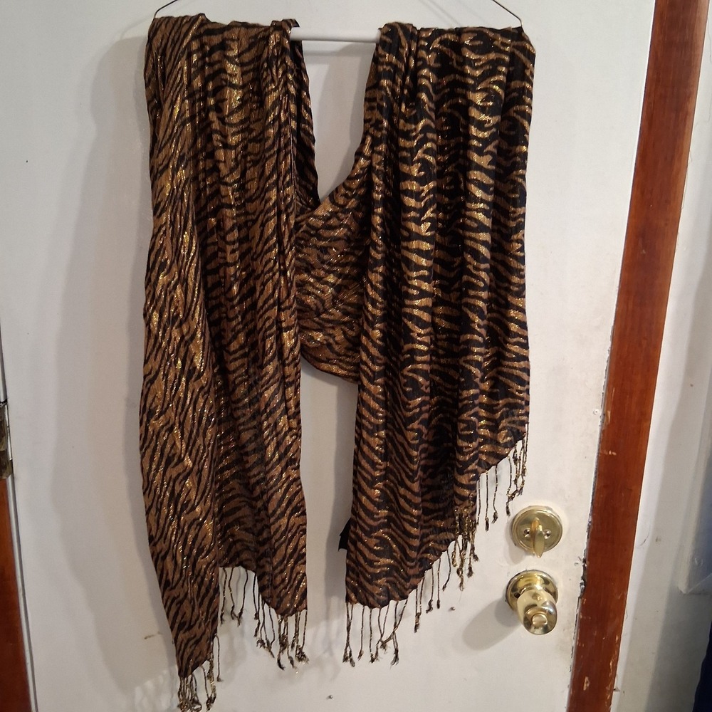 Vtg‎ Y2K H&M Old Money Glam Tiger Print Fringed Shawl Scarf EUC Perfect